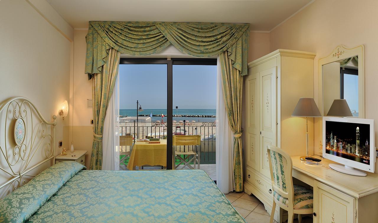 Hotel Bridge Bellaria-Igea Marina Extérieur photo