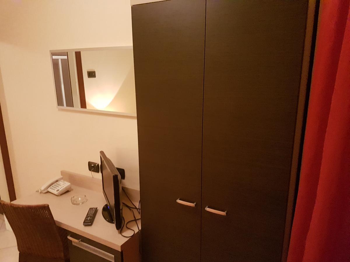 Hotel Bridge Bellaria-Igea Marina Extérieur photo